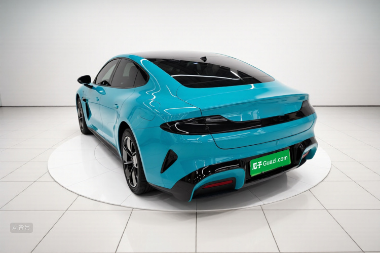 MI SU7 2024 immagine di auto #5