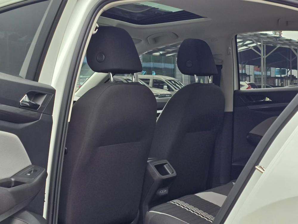 Volkswagen Bora 2023 car image #9