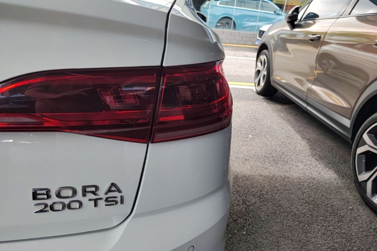 Volkswagen Bora 2023 car image #8