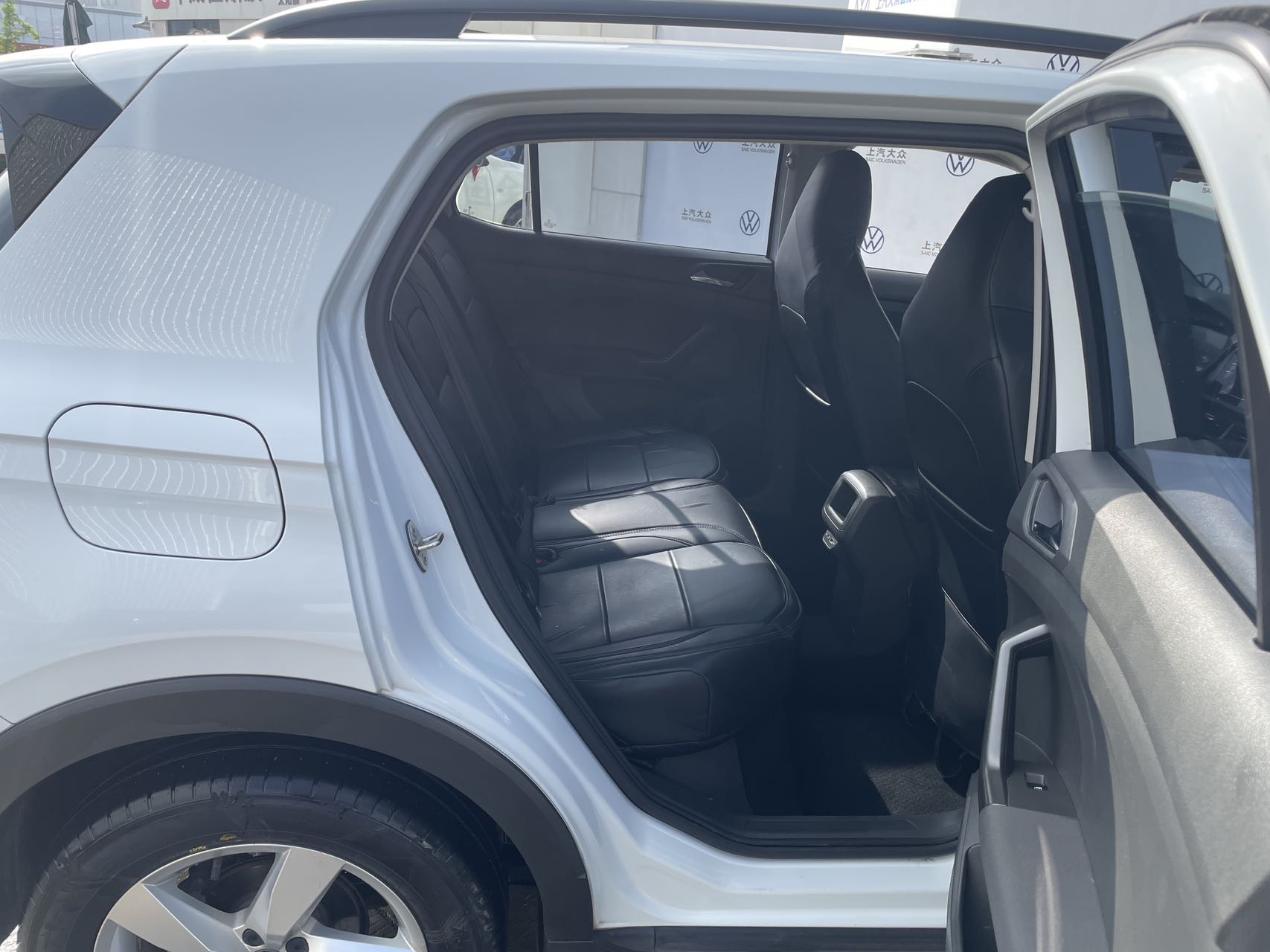 Volkswagen T-Cross 2024 car image #9