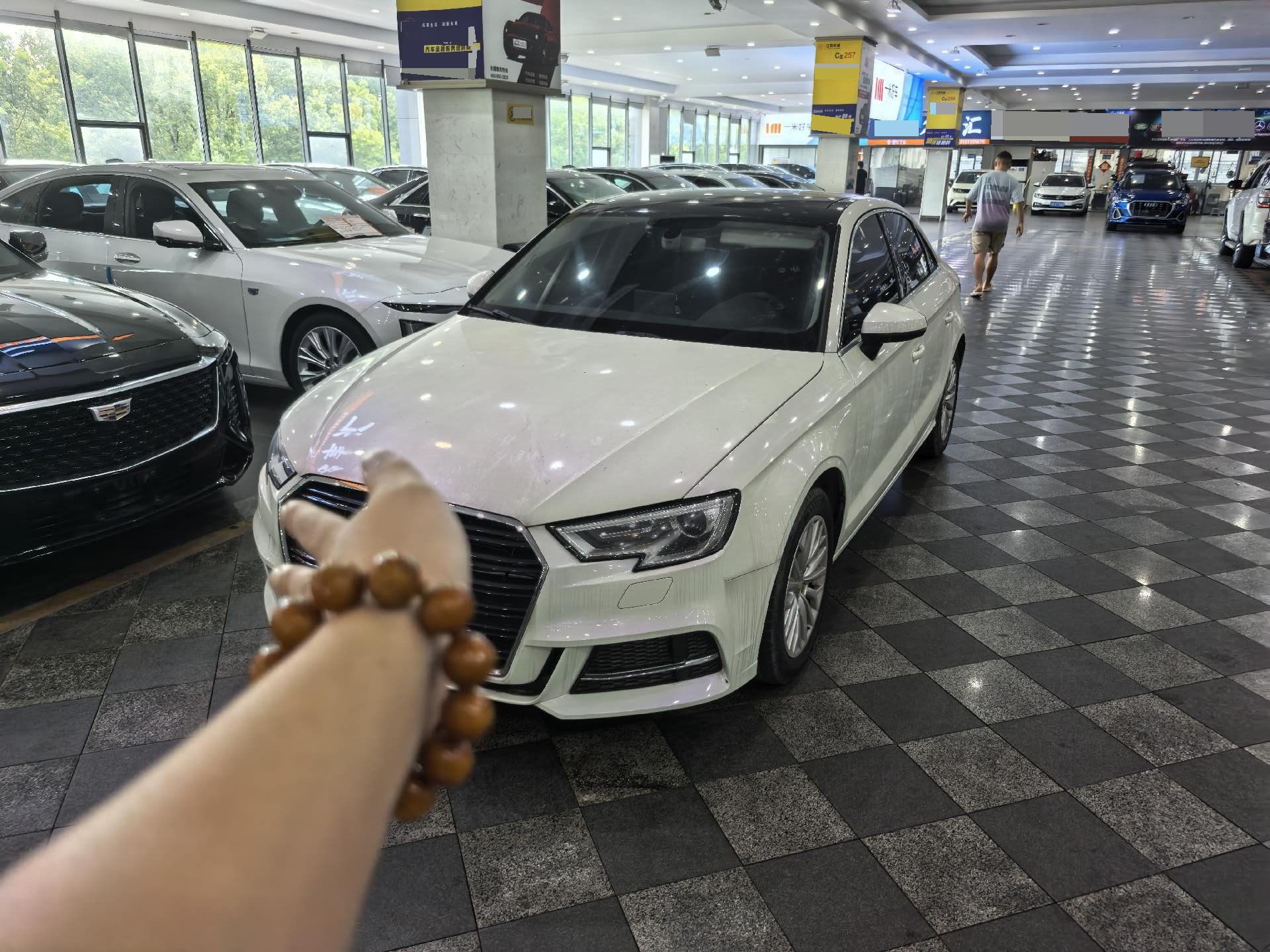 2016 2016 immagine di auto