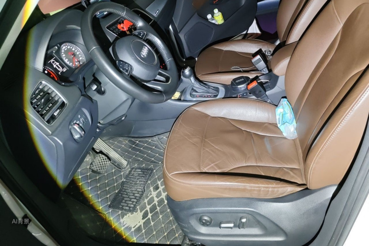 Audi Q3 2017 car image #17