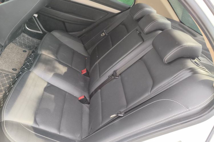 GEELY Emgrand 2018 #10 GEELY Emgrand 2018 car image #10