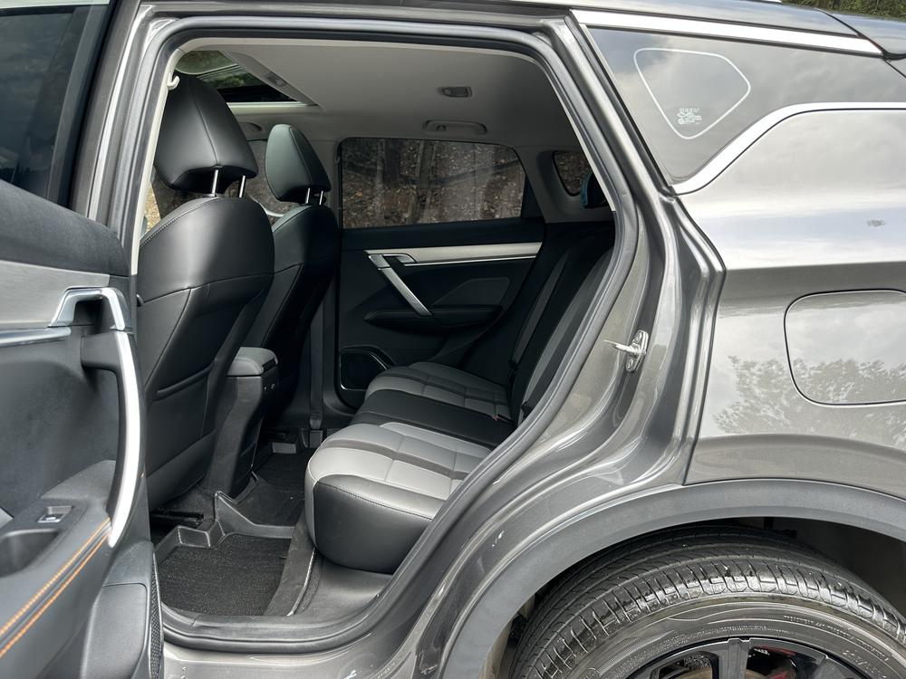 GEELY Coolray 2023 #20 GEELY Coolray 2023 car image #20