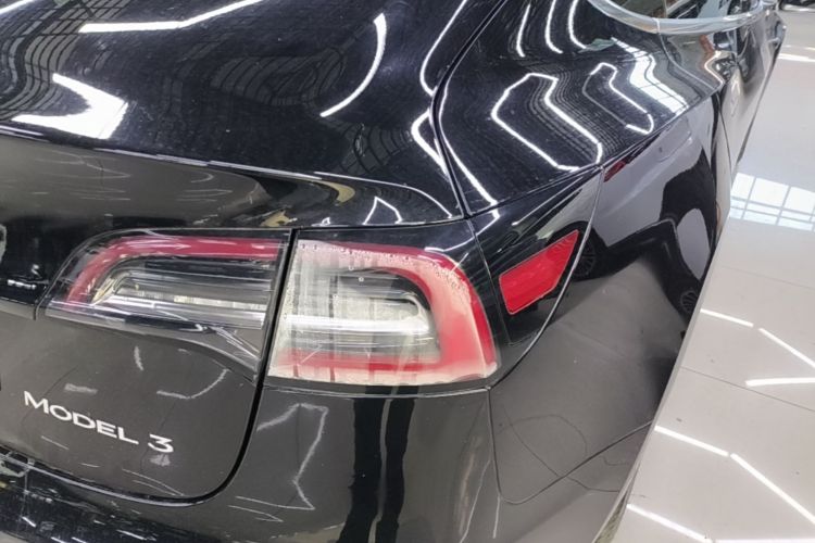 Tesla Model 3 2020 car image #8