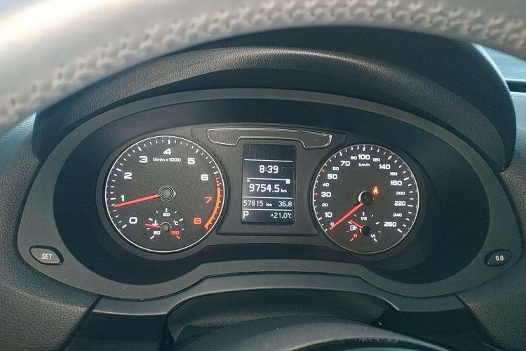 Audi Q3 2019 #12 Audi Q3 2019 car image #12