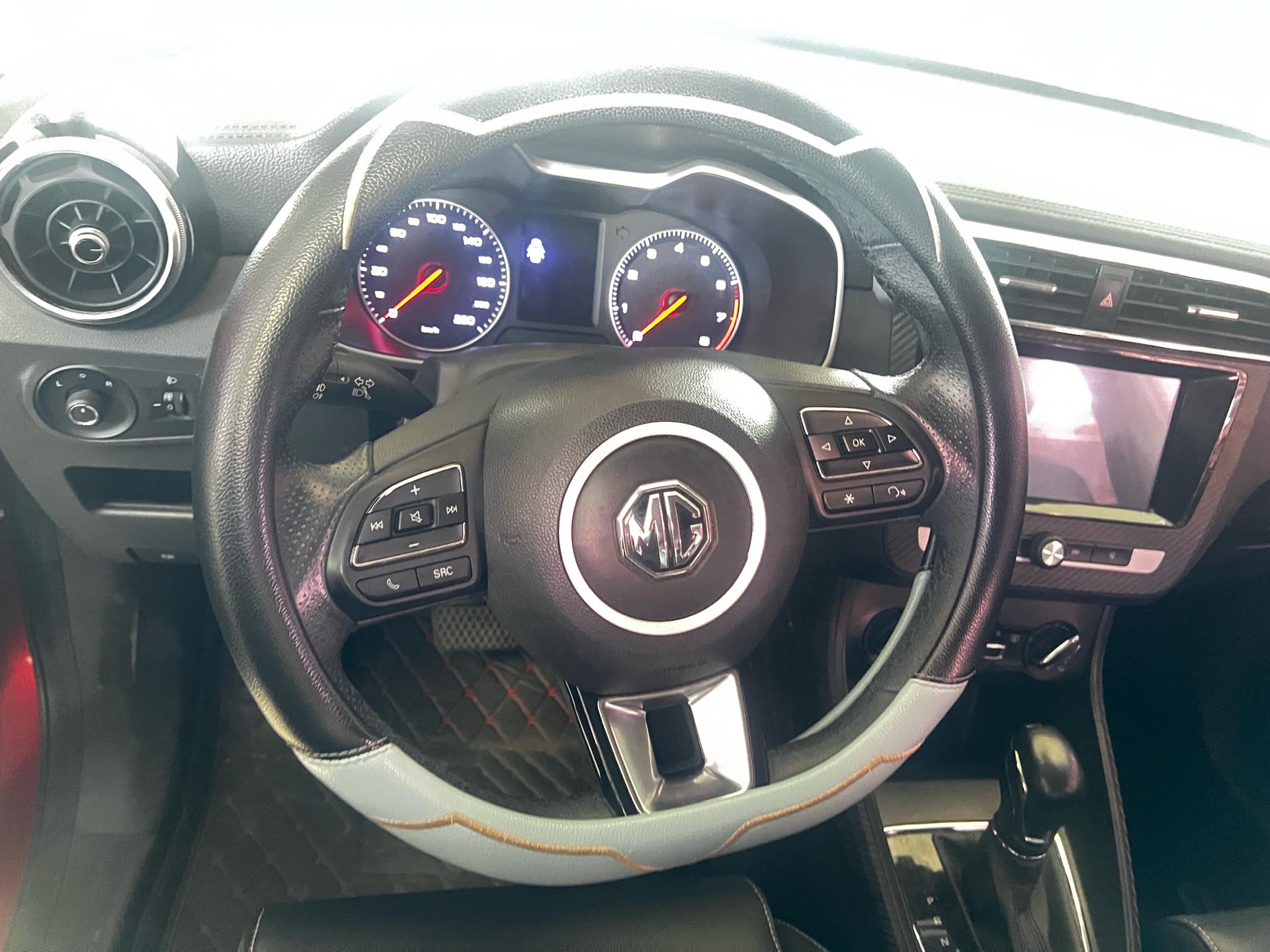 MG ZS 2018 #6 MG ZS 2018 car image #6