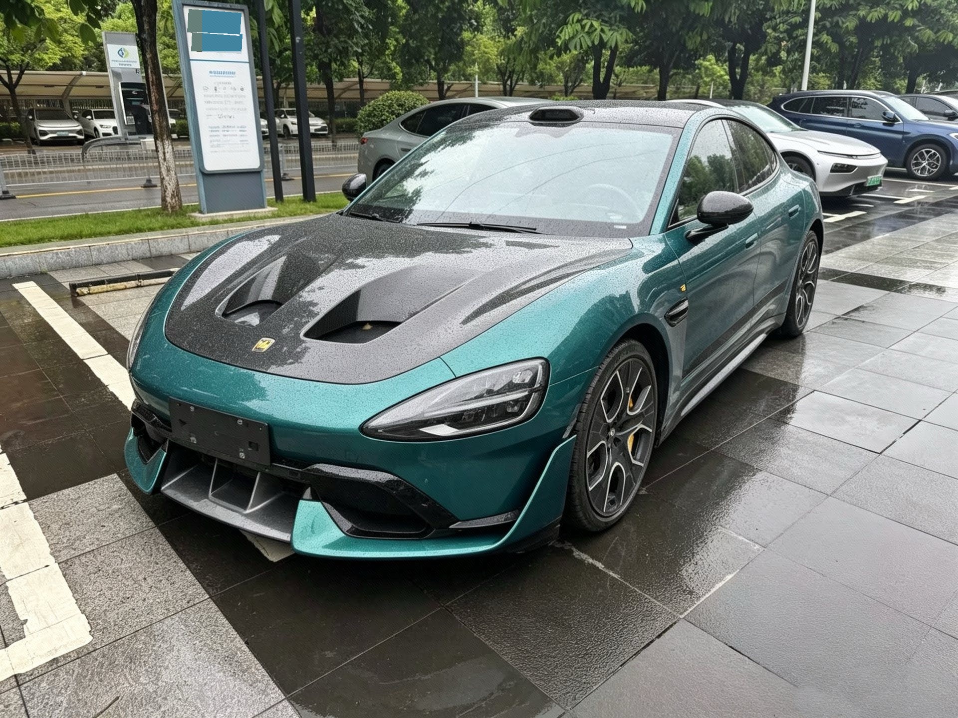 MI SU7 Ultra 2025 MI SU7 Ultra 2025 car image