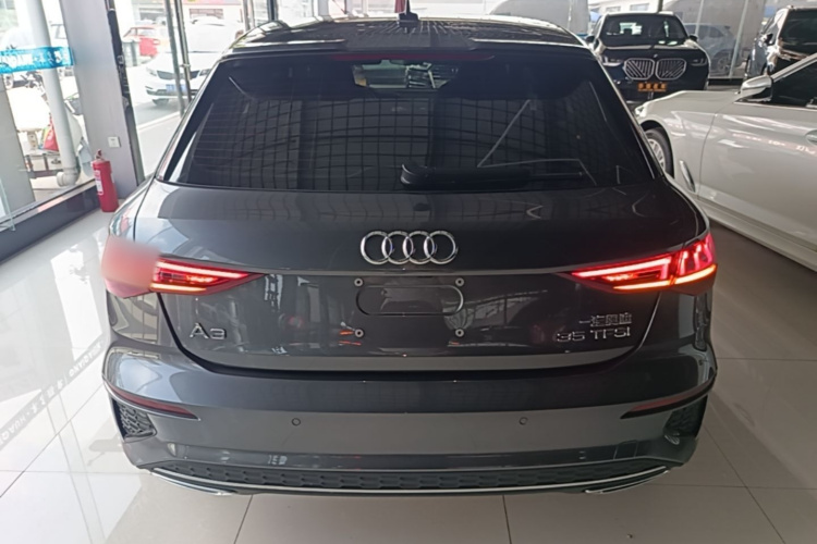 Audi A3 2024 immagine di auto #6