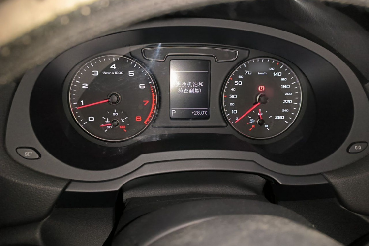 Audi Q3 2018 #22 Audi Q3 2018 car image #22