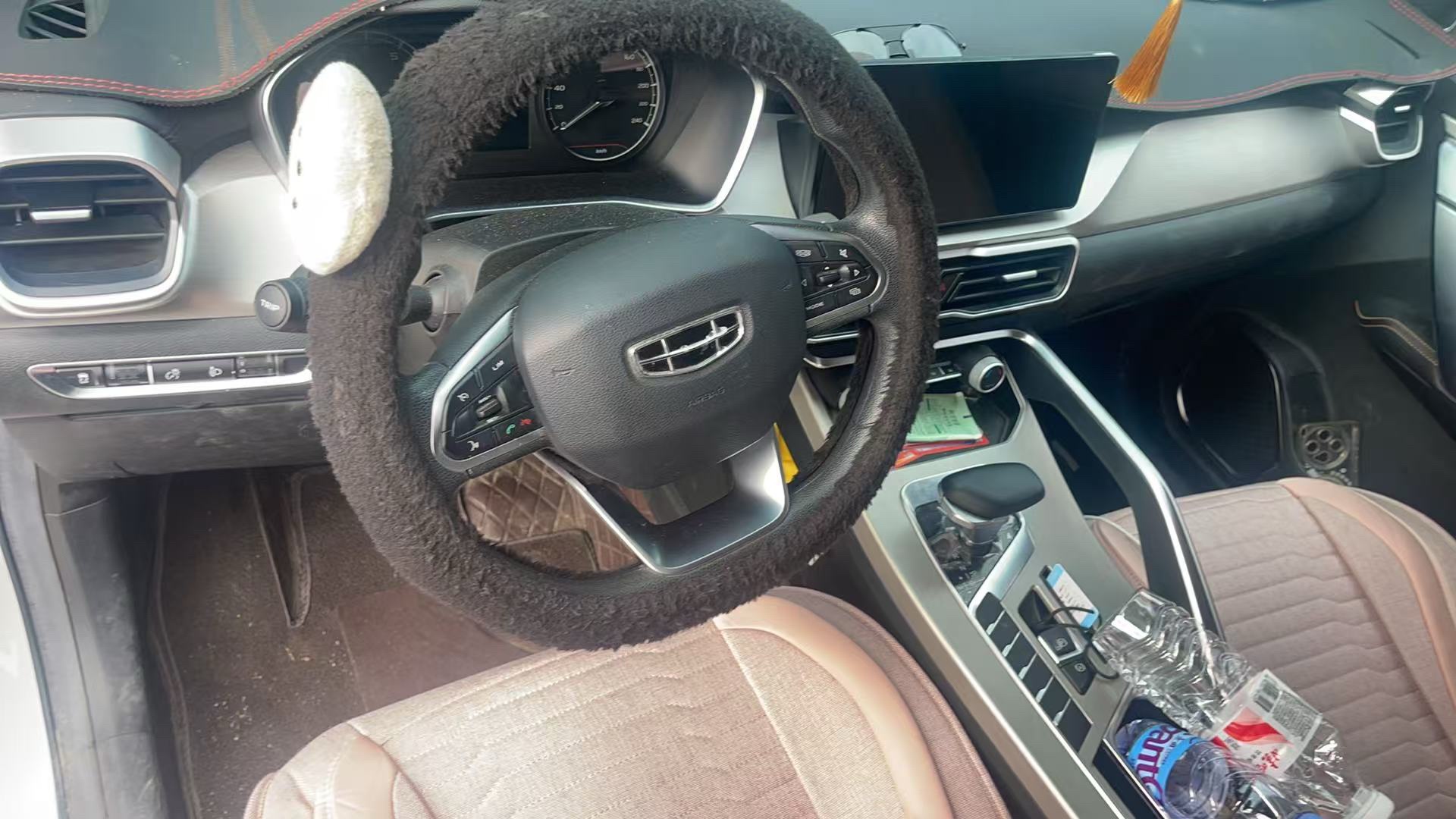 GEELY Coolray 2024 imagem de carro #3