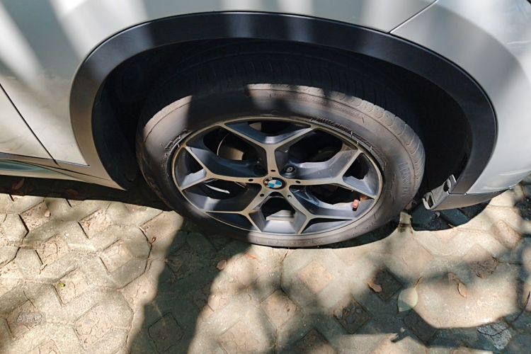 BMW X1 2018 car image #9
