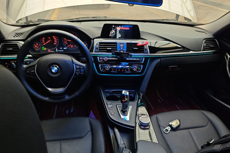 BMW 3 Series 2016 #10 BMW 3 Series 2016 car image #10