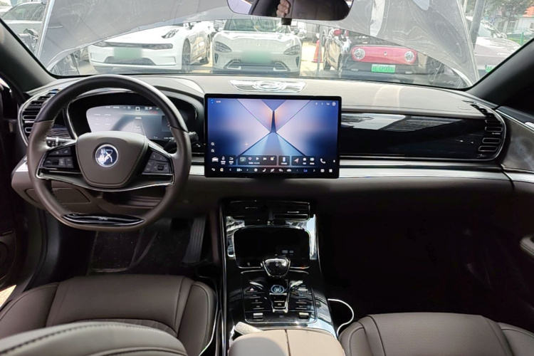 BYD Han 2024 #11 BYD Han 2024 صورة سيارة #11