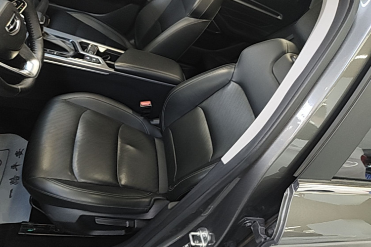 GEELY Emgrand 2023 #17 GEELY Emgrand 2023 car image #17