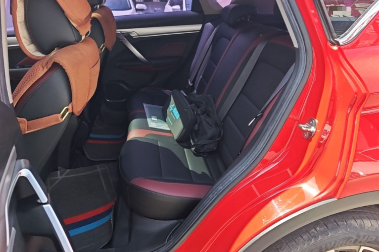 GEELY Coolray 2021 car image #17