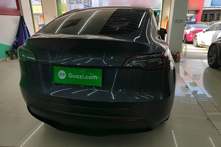 Tesla Model Y 2021 #6 Tesla Model Y 2021 car image #6