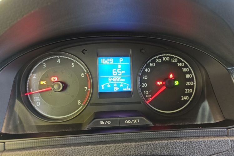 Volkswagen Santana 2020 car image #12