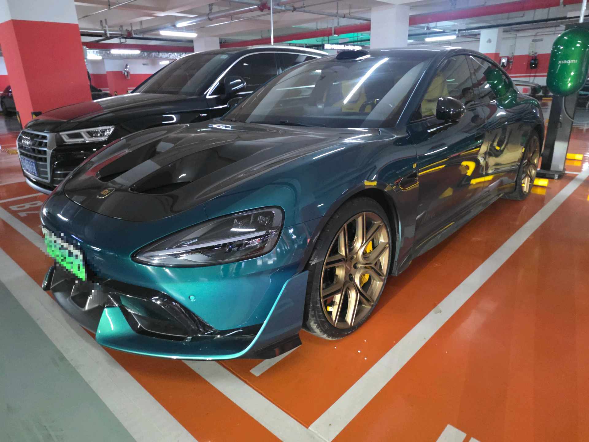 MI SU7 Ultra 2025 MI SU7 Ultra 2025 immagine di auto