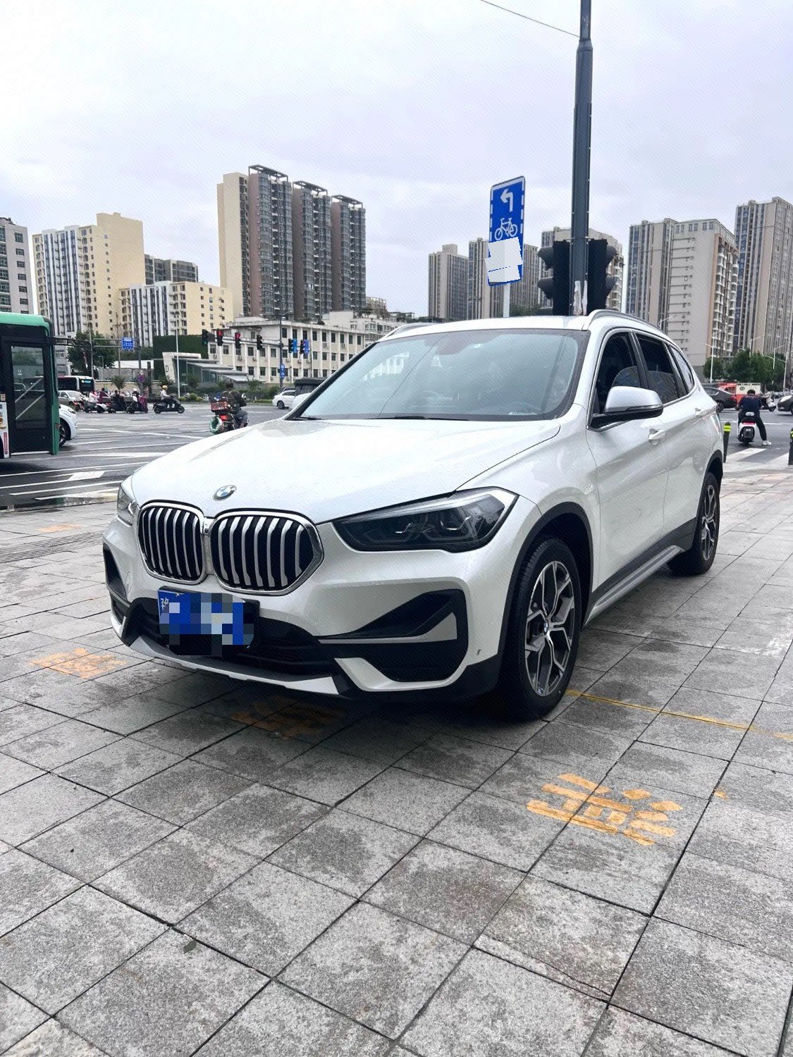2022 2022 car image