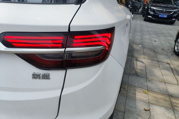 GEELY Coolray 2020 immagine di auto #8