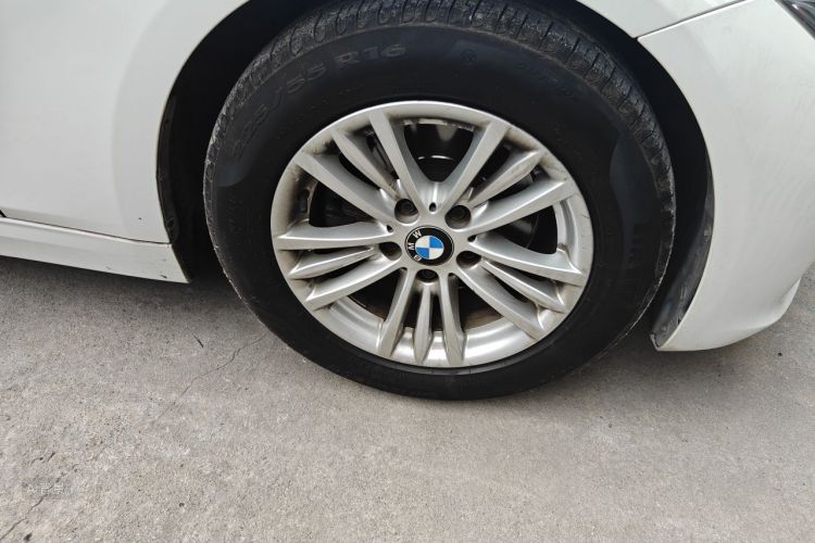BMW 3 Series 2014 car image #9
