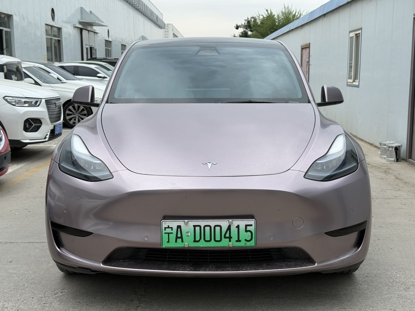 Tesla Model Y 2023 #2 Tesla Model Y 2023 car image #2