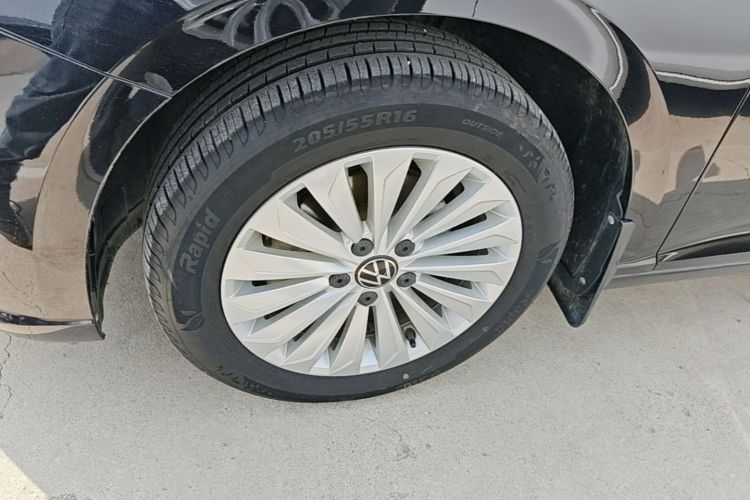 Volkswagen Lavida 2021 car image #9
