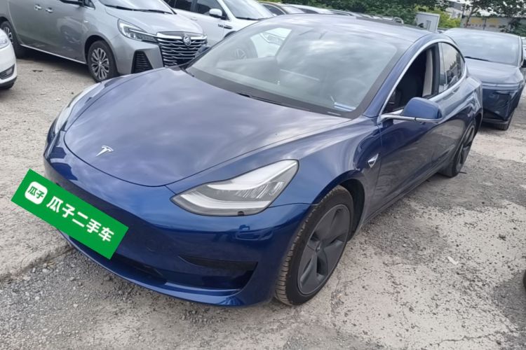 Tesla Model 3 2020 car image #2