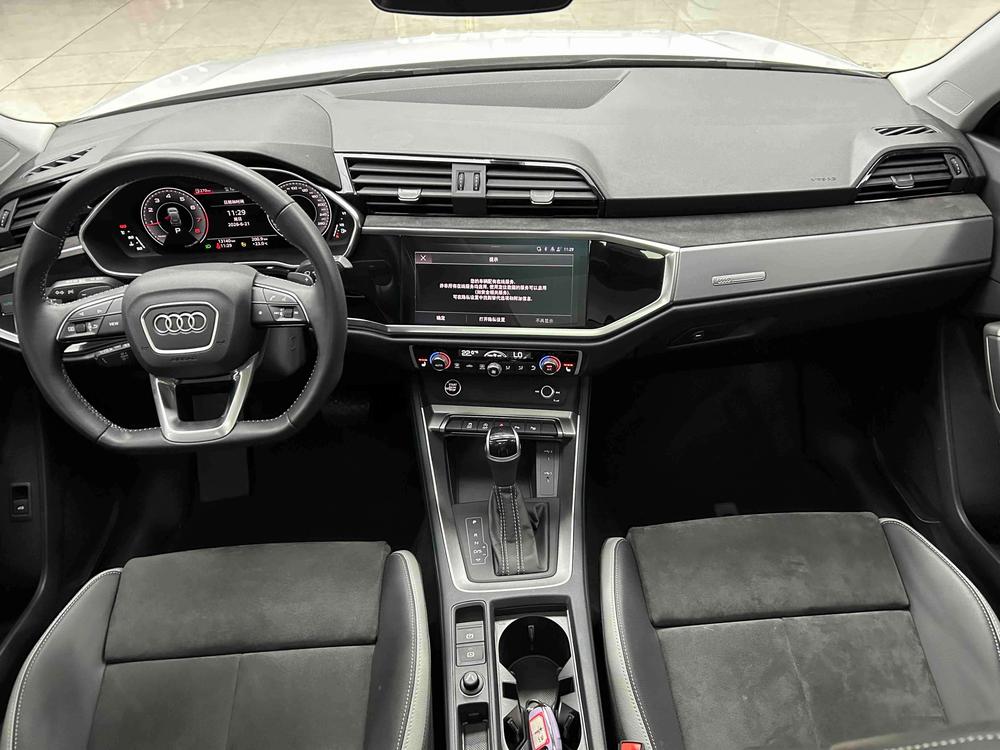 Audi Q3 2021 #19 Audi Q3 2021 car image #19