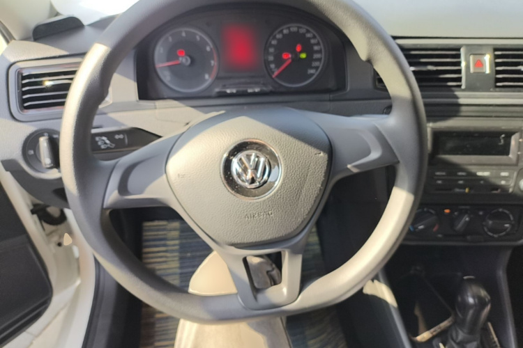 Volkswagen Santana 2019 car image #15