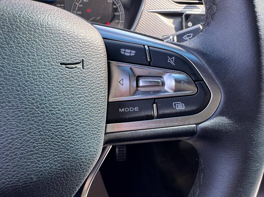 GEELY Binray 2021 car image #10
