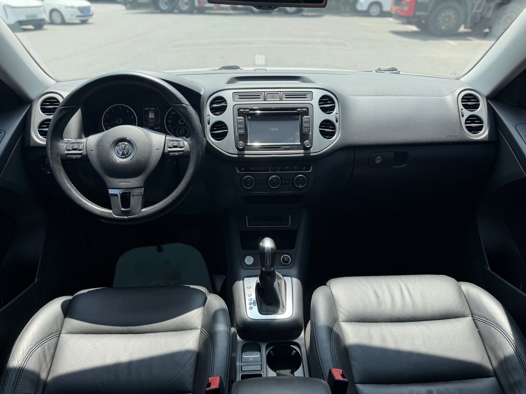 Volkswagen Tiguan 2015 #5 Volkswagen Tiguan 2015 صورة سيارة #5