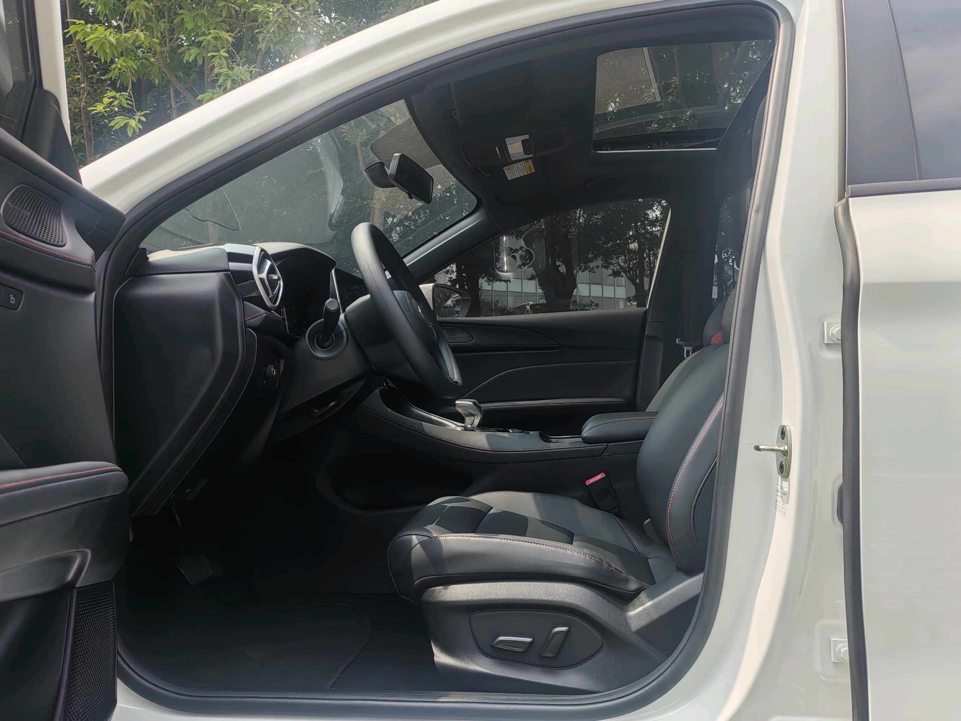 MG 5 2025 car image #4