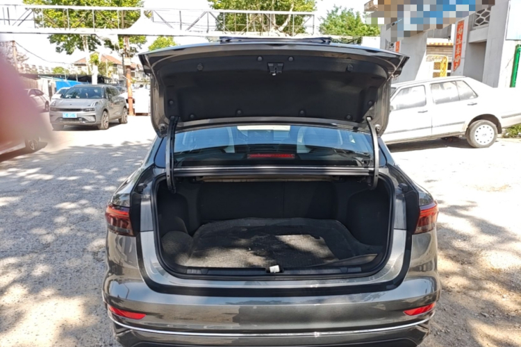GEELY Emgrand 2026 #20 GEELY Emgrand 2026 car image #20