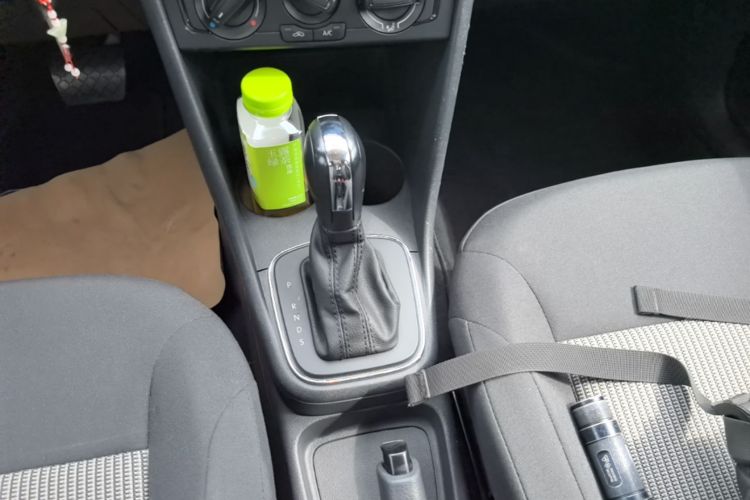 Volkswagen Polo 2017 #14 Volkswagen Polo 2017 car image #14
