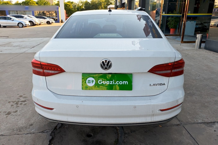 Volkswagen Lavida 2020 imagen de coche #6
