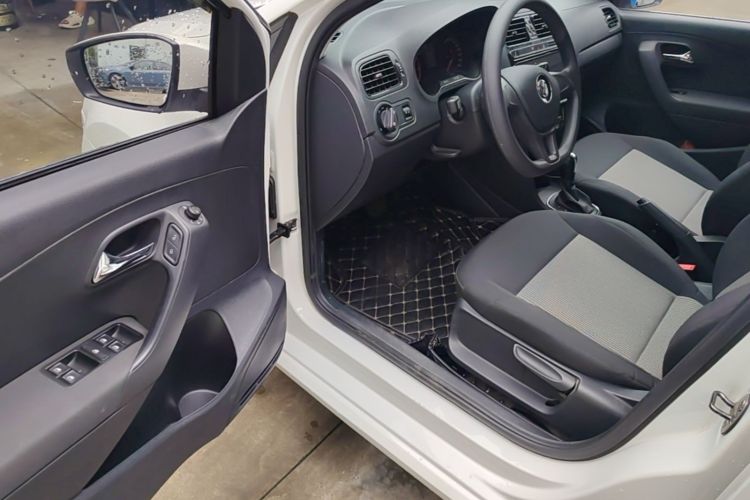 Volkswagen Polo 2019 #16 Volkswagen Polo 2019 car image #16