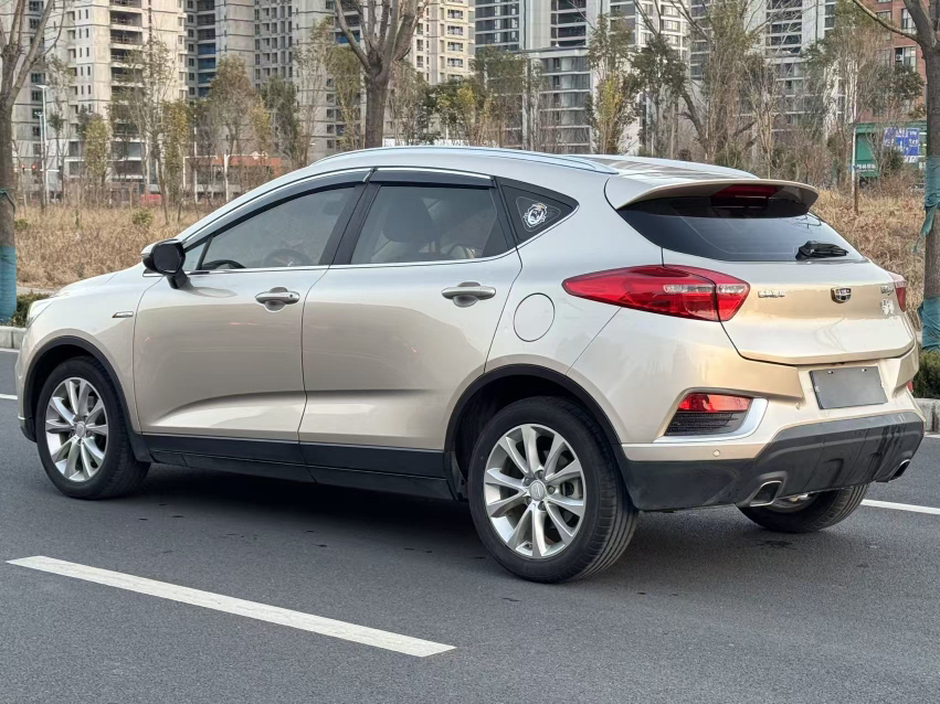 GEELY Emgrand GS 2018 صورة سيارة #4