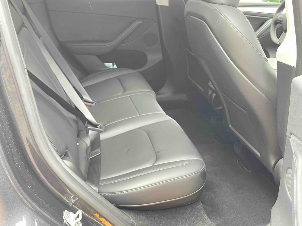 Tesla Model Y 2024 #15 Tesla Model Y 2024 car image #15
