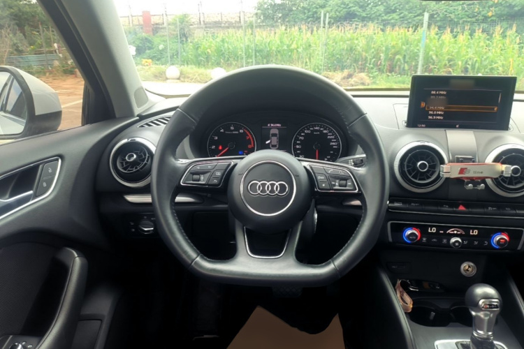 Audi A3 2019 #11 Audi A3 2019 car image #11
