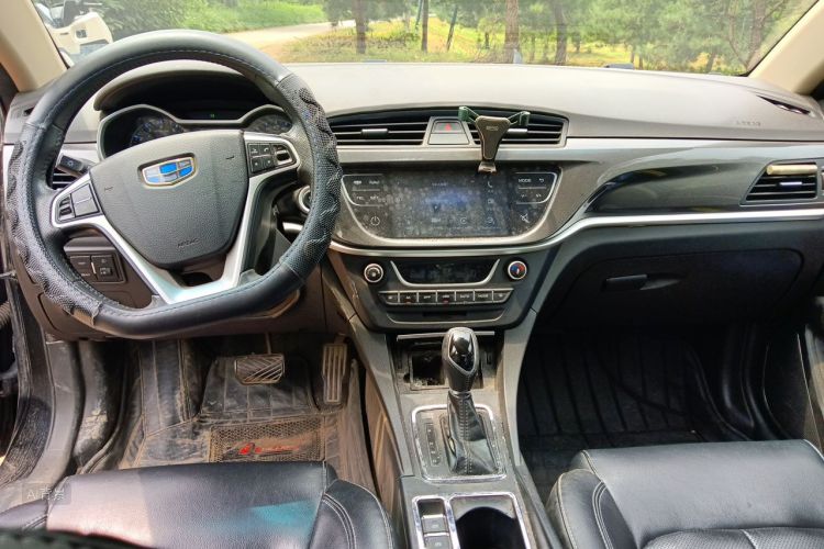 GEELY Emgrand 2016 car image #11