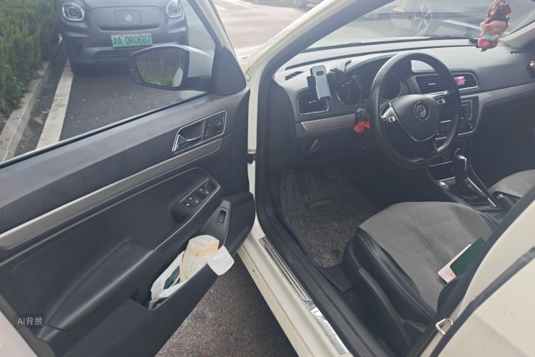 Volkswagen Lavida 2017 car image #18