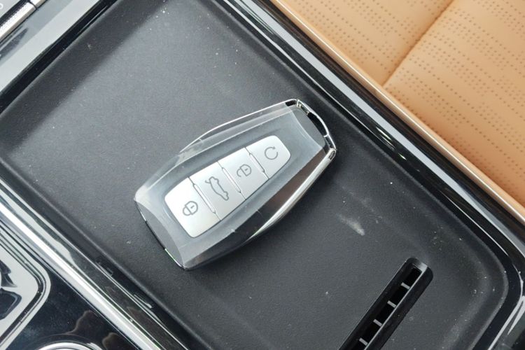 GEELY Boyue L 2025 #9 GEELY Boyue L 2025 car image #9