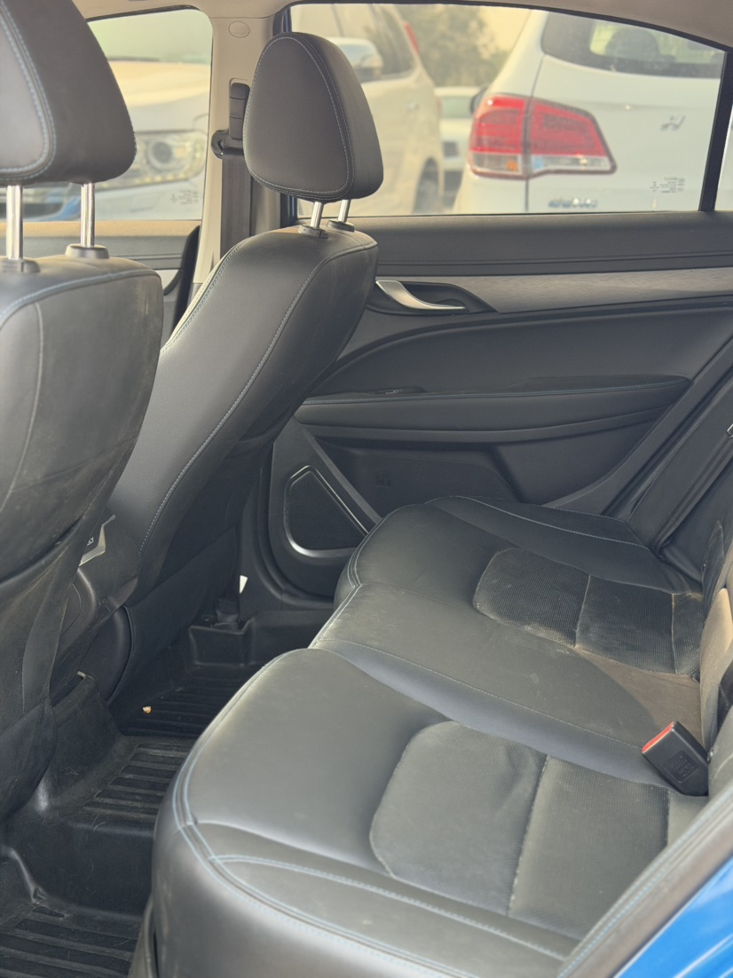 GEELY Emgrand New Energy 2018 car image #4