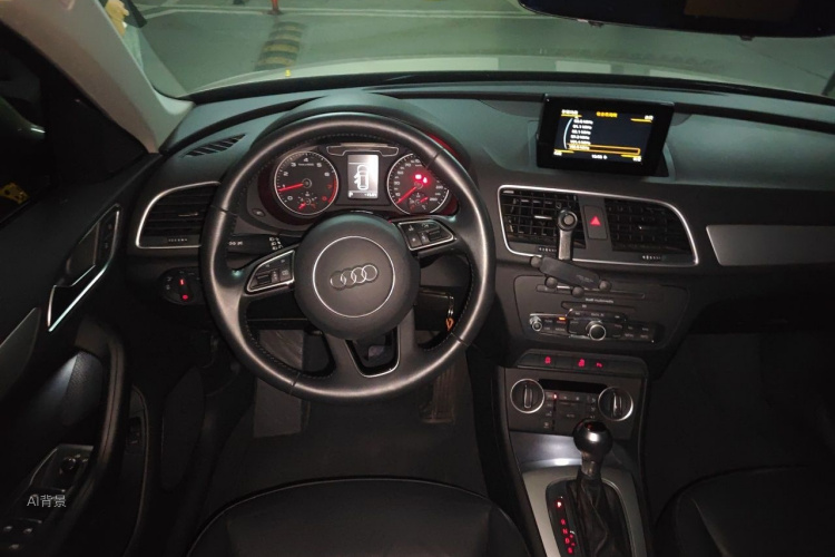 Audi Q3 2018 #12 Audi Q3 2018 car image #12