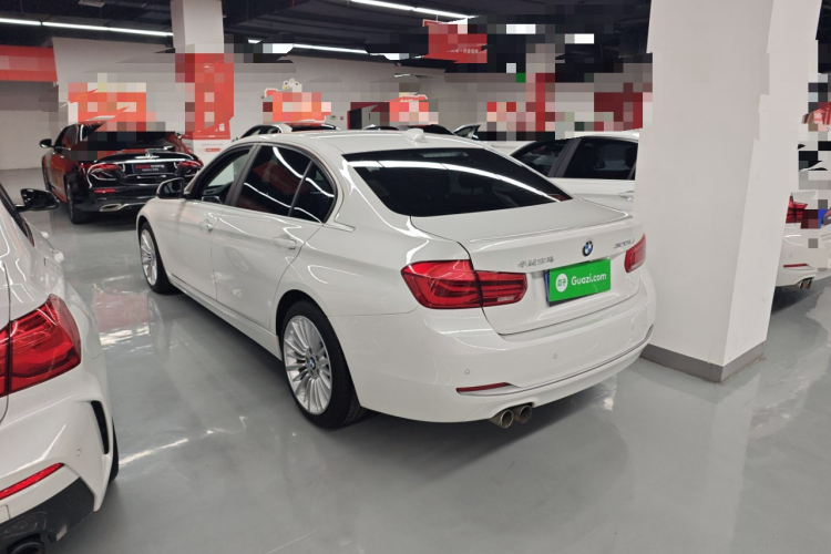 BMW 3 Series 2018 car image #7