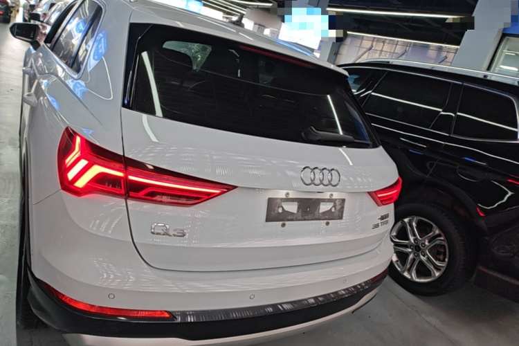 Audi Q3 2021 #6 Audi Q3 2021 car image #6