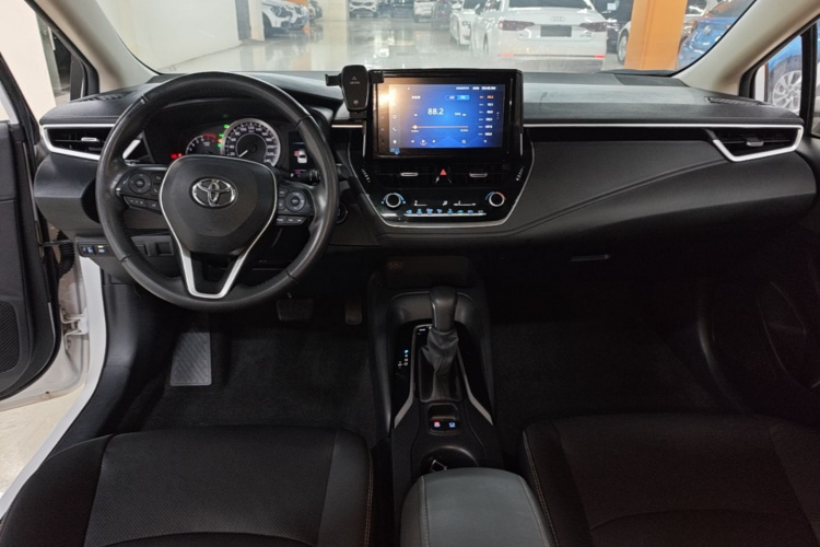Toyota Corolla 2021 car image #10