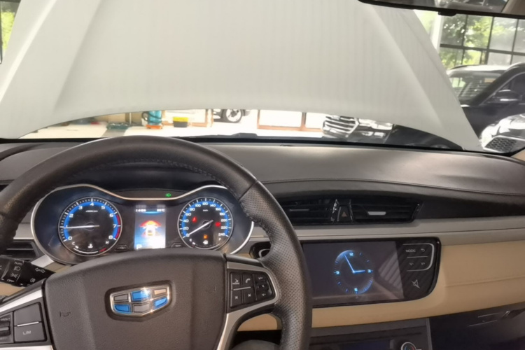 GEELY Emgrand 2018 immagine di auto #10